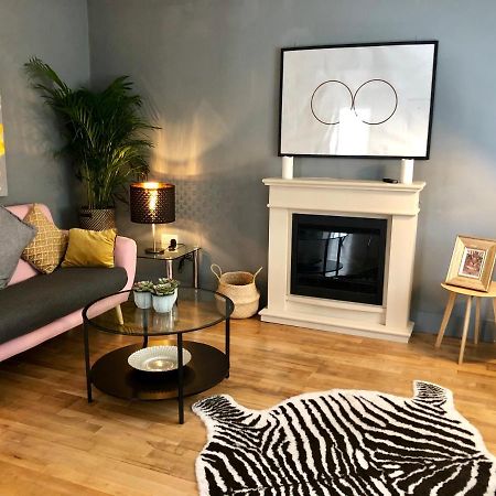 Charming Cottage & Garden - Central Brighton! エクステリア 写真