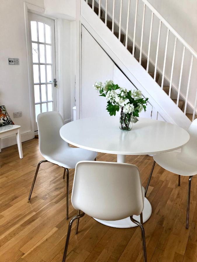 Charming Cottage & Garden - Central Brighton! エクステリア 写真