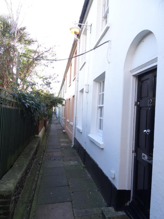 Charming Cottage & Garden - Central Brighton! エクステリア 写真