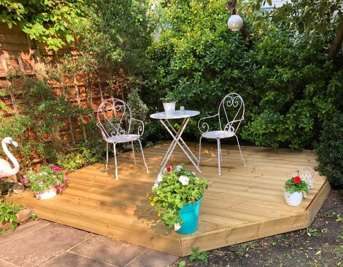 Charming Cottage & Garden - Central Brighton! エクステリア 写真
