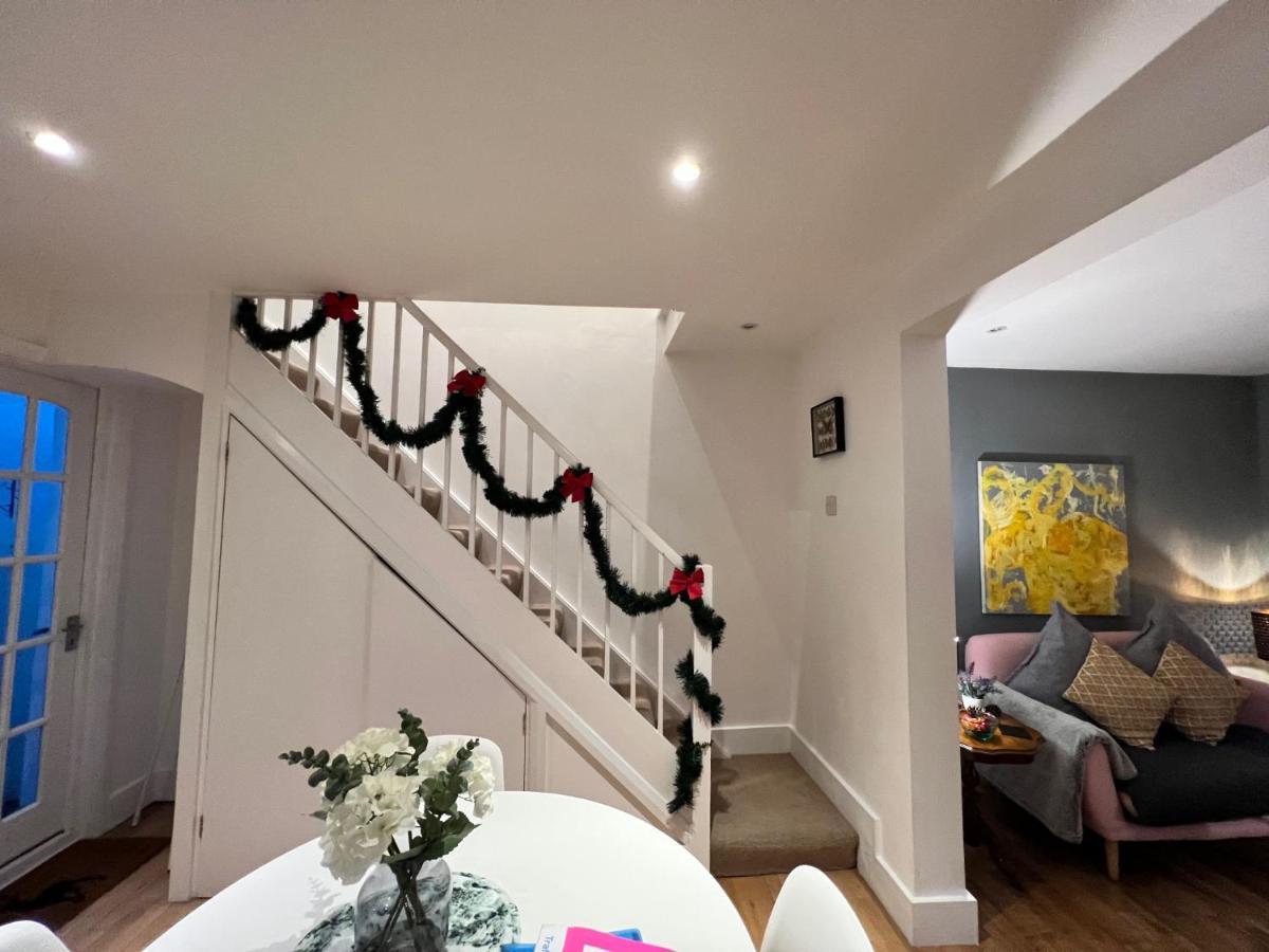 Charming Cottage & Garden - Central Brighton! エクステリア 写真